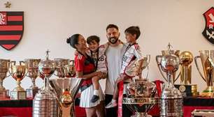 Fla, Cruzeiro e atletas prestam homenagem a Everton Ribeiro após diagnóstico de câncer