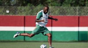 Manoel se machuca em treino do Fluminense
