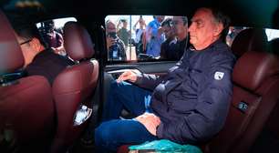 Bolsonaro pede a Moraes para receber 'barbeiro de confiança' em sua casa