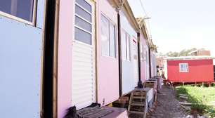 "Cada prego que martelei é uma vitória": casas resilientes livram moradores de enchentes históricas em favela de SP