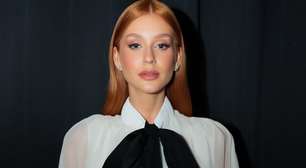 Ruiva de novo, Marina Ruy Barbosa usa look de "juíza" para Tremembé