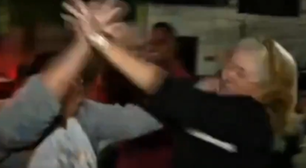 Mulheres brigam ao vivo durante reportagem sobre triângulo amoroso; veja vídeo