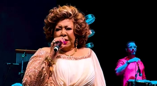 Moraes marca presença em show de Alcione e cantora dedica apresentação ao ministro; veja vídeo