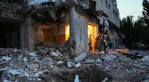 Guerra na Ucrânia completa 4 anos, acumula milhares de mortos e segue sem perspectiva de acordo de paz