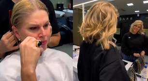 Val Marchiori se emociona ao cortar o cabelo em meio a tratamento contra câncer de mama