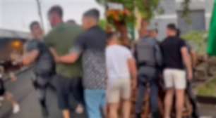 Tumulto no interior de SP termina com policiais agredidos e dois detidos