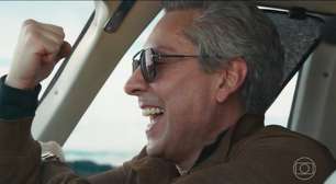 Deu banana! Cena icônica de Marco Aurélio em 'Vale Tudo' vira festa na web