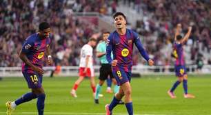 Barcelona vence Girona com gol nos acréscimos e assume liderança do Espanhol