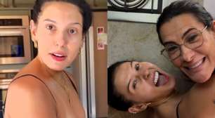 Ana Castela faz 'bagunça' na cozinha e diz para mãe: 'A casa é minha'