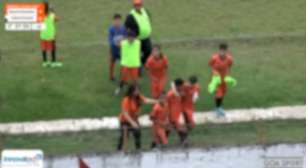 Mulher é presa por injúria racial contra jogador de 12 anos durante partida de futebol no interior de SP