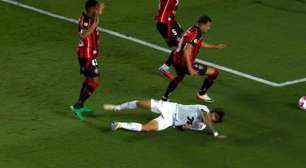 CBF divulga áudio do VAR sobre pênalti anulado para o Santos na derrota para o Vitória