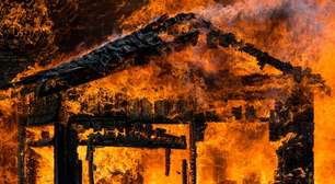 Homem que ateou fogo na casa de ex-companheira com três filhos dentro em Curitiba é preso na Bahia