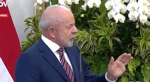 Lula ganha festa antecipada de 80 anos na Indonésia e confirma que vai disputar quarto mandato