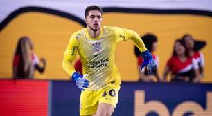 Jovem goleiro é eleito o craque do Corinthians após milagre em vitória no Brasileirão; veja as notas