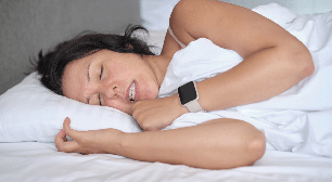 Bruxismo e estresse: como eles podem impactar no envelhecimento dos dentes