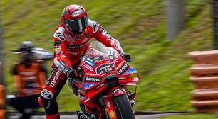 MotoGP: Pecco Bagnaia brilha e garante a pole em Sepang