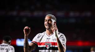 Luciano marca 100º gol, dá assistência de letra e comanda vitória que alivia crise do São Paulo