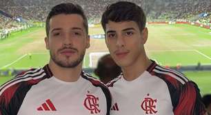 Estudo científico avalia preconceito contra gays no futebol após foto viral no Maracanã