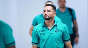 Gilberto dispara após clássico: "Quero ver reclamar da arbitragem agora"