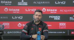 Após derrota do Atlético-GO, Rafael Lacerda pega pesado com jogadores: "Não deve ter"