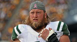 Após apelo por doador, ídolo da NFL morre em decorrência de doença renal