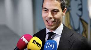 Centro supera ultradireita em eleição apertada na Holanda