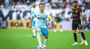 "Arthur bate o martelo": Volante toma decisão sobre sua permanência no Grêmio