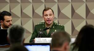 Após decisão do STF, tornozeleira eletrônica de Mauro Cid é retirada