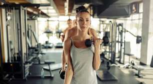 Musculação em jejum emagrece? Especialistas comentam o assunto