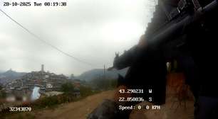 Câmeras corporais mostram confronto e resgate de policiais feridos em megaoperação no RJ