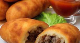 Bolinho de batata com carne frito ou assado - receita de família