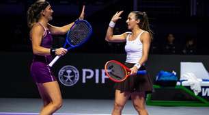 Luisa Stefani celebra vitória no WTA Finals e vai animada em busca de vaga na semi