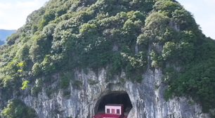 Isolada há mais de 10 anos em uma caverna na China, esta monja só tem a companhia de estátuas budistas