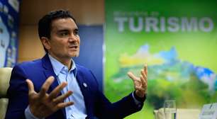 Ministro do Turismo, Celso Sabino, é expulso do União Brasil por não deixar o cargo no governo Lula