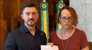 Deputados estaduais Adão Pretto e Luciana Genro são ameaçados de morte