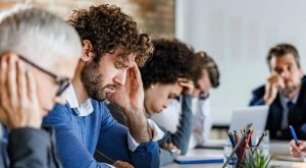 Quer Ser Mais Influente? Seja o Primeiro a Falar na Reunião