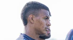 Negueba celebra momento com a camisa do Mirassol: 'Momento gratificante'