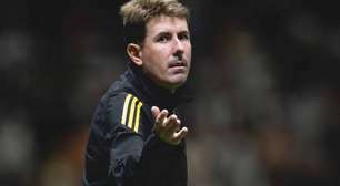 Auxiliar do Atlético explica Dudu na direita e revela "carta na manga"