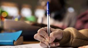 Enem no Brasil x 'Enem nos EUA': entenda as diferenças entre as provas