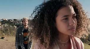 Três Graças: de olho no bebê, Samira força amizade com Joélly