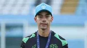 Ignácio Neto testa alternativas para definir o time titular do Paysandu