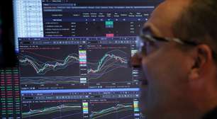 Nasdaq recua e ações reduzem perdas com sinais de progresso na paralisação nos EUA