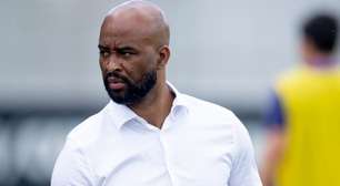 Conselho do Corinthians pressiona Soldado e cobra novo diretor