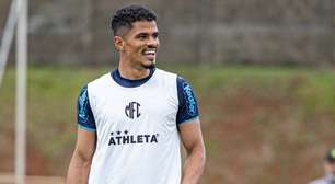 Lucas Ramon sobre jogar no ano do centenário do Mirassol: 'Sinto muito honrado'