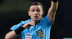 Árbitro que apitou Choque-Rei polêmico precisa sair escoltado em partida da Série B; entenda