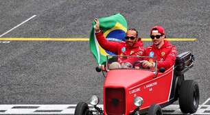 F1: Hamilton exibe bandeira do Brasil durante volta com mini Hot Rod em Interlagos