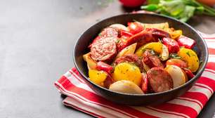 Refogado de linguiça: simples, rápido e cheio de sabor