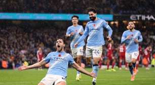 Com homenagem a Guardiola, Manchester City detona o Liverpool no Etihad