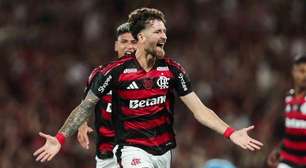 Flamengo leva susto no fim, mas vence o Santos e persegue o líder Palmeiras