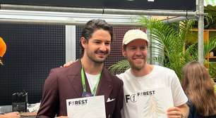Pato tem 'aula' com Vettel antes do GP de São Paulo e elogia Ancelotti